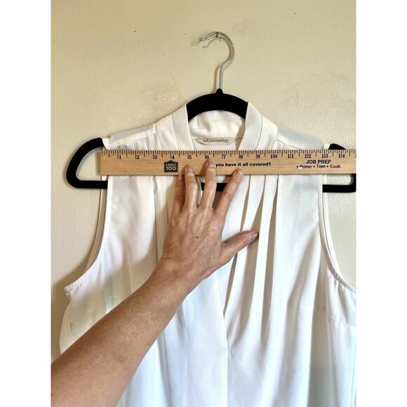 Soft Surroundings Pleated Blouse Tank Top Size Medium White Office Business - Picture 7 of 8